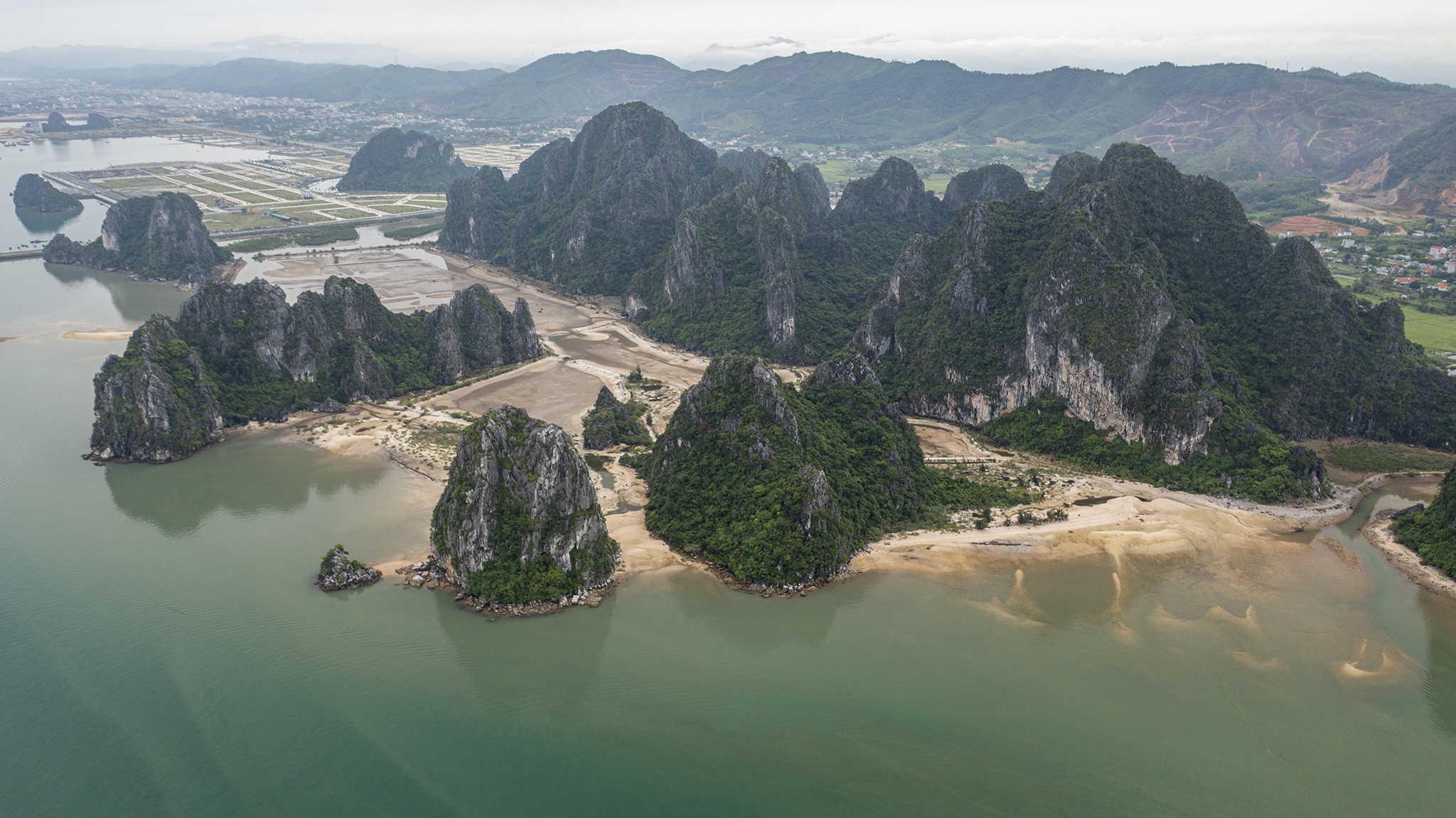 Quang Ninh,  Van Don,  du an,  khu do thi,  bat dong san,  san golf anh 1