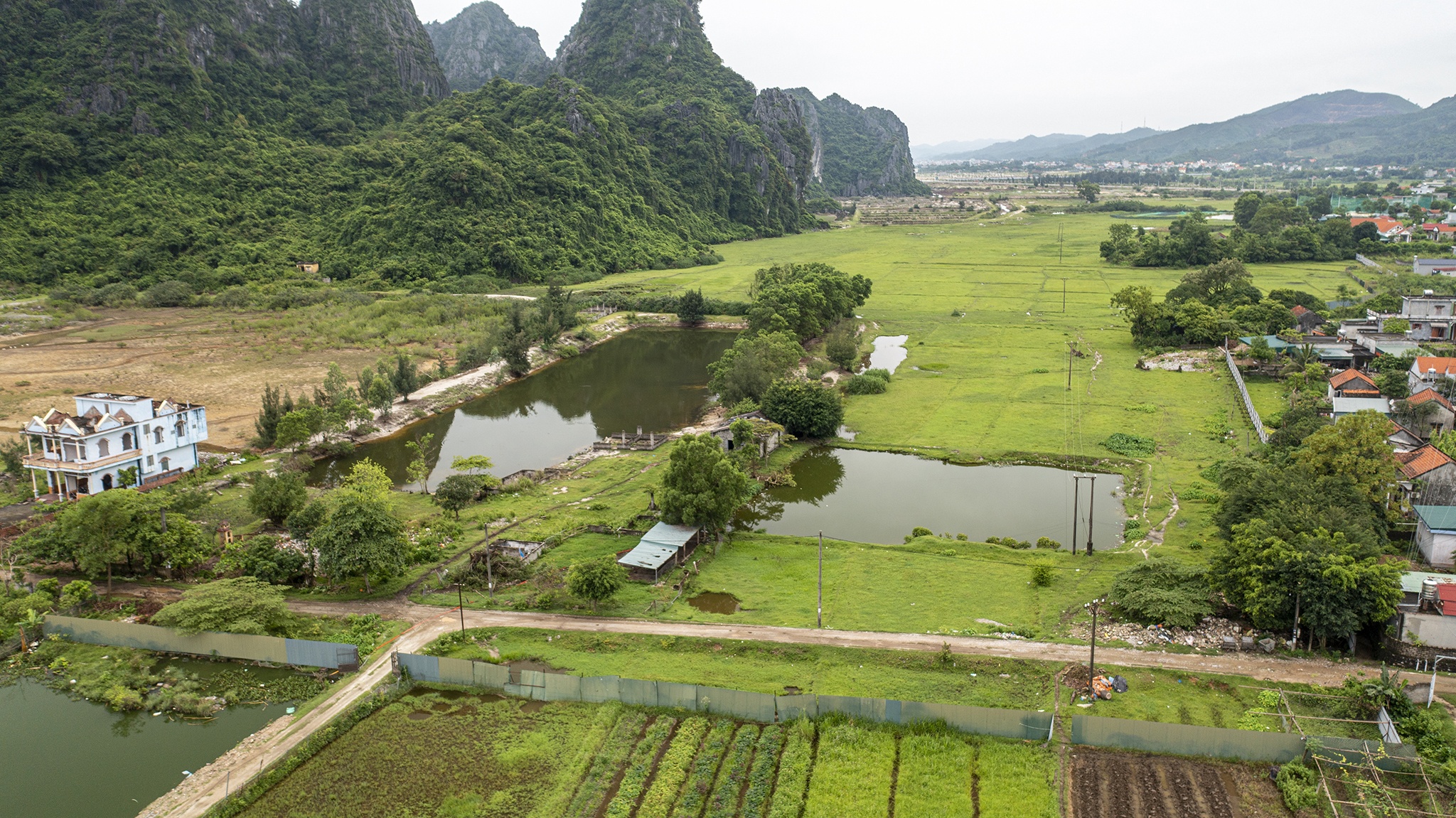 Quang Ninh,  Van Don,  du an,  khu do thi,  bat dong san,  san golf anh 4