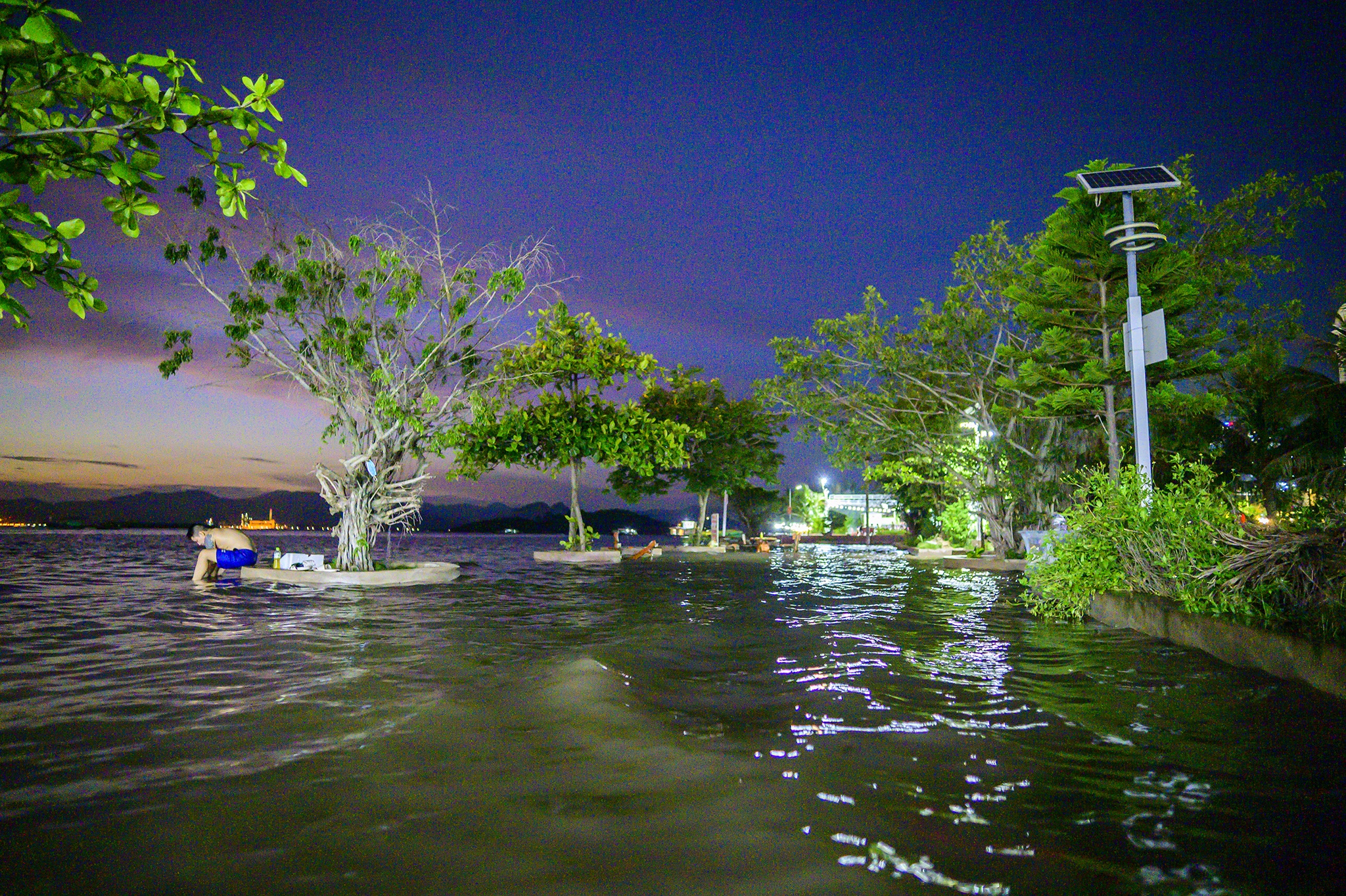 Trieu cuong,  khu do thi,  do thi,  Ha Long,  Quang Ninh,  Quang truong 30 thang 10,  quang truong anh 5