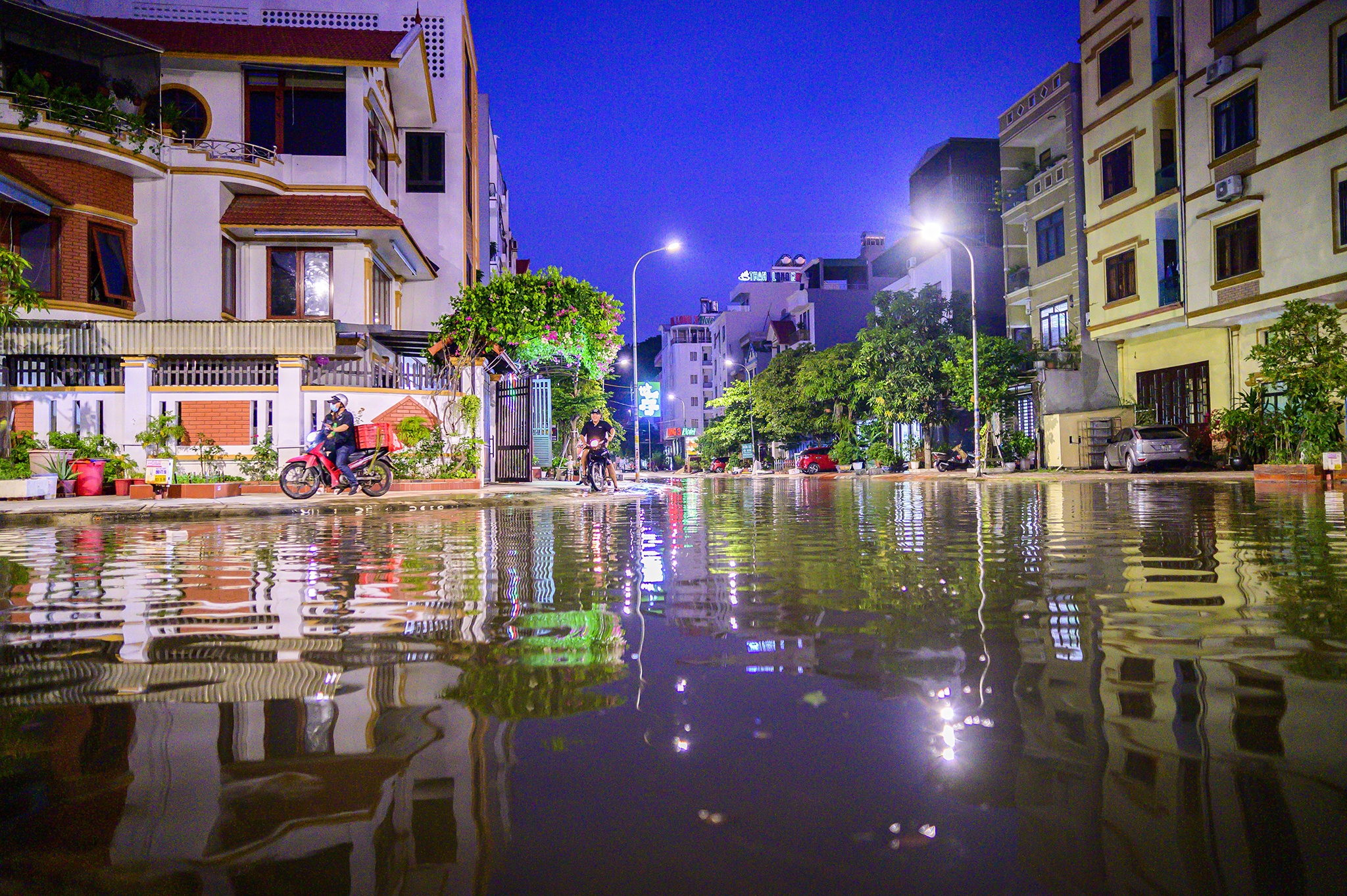 Khu do thi lan bien bi ngap lut,  chu dau tu noi gi? anh 2