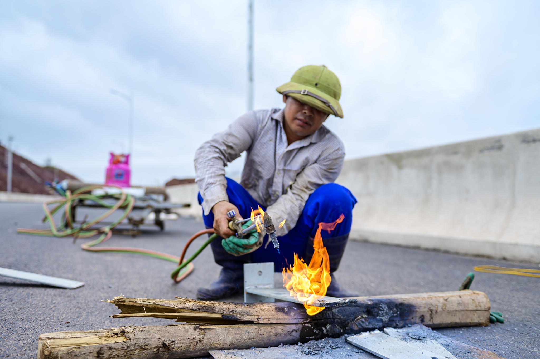 Cao toc Van Don - Tien Yen tri gia gan 4.000 ty anh 6