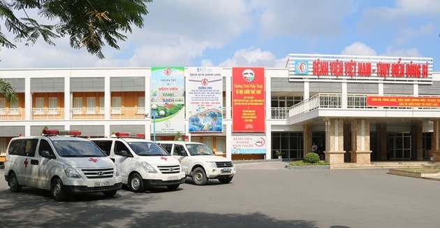 Ky luat ban giam doc benh vien Viet Nam Thuy Dien anh 1