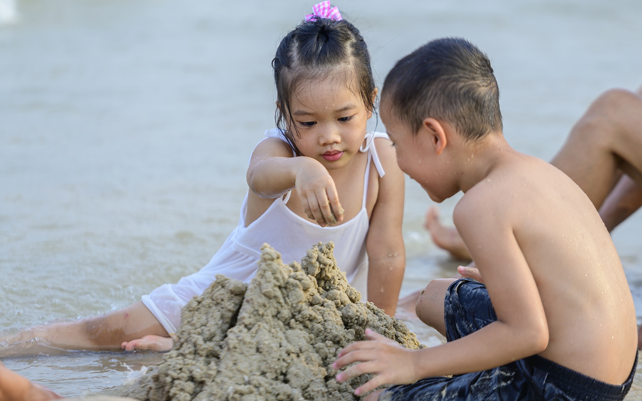 Bai bien Ha Long dong nghit nguoi den tam bien anh 10