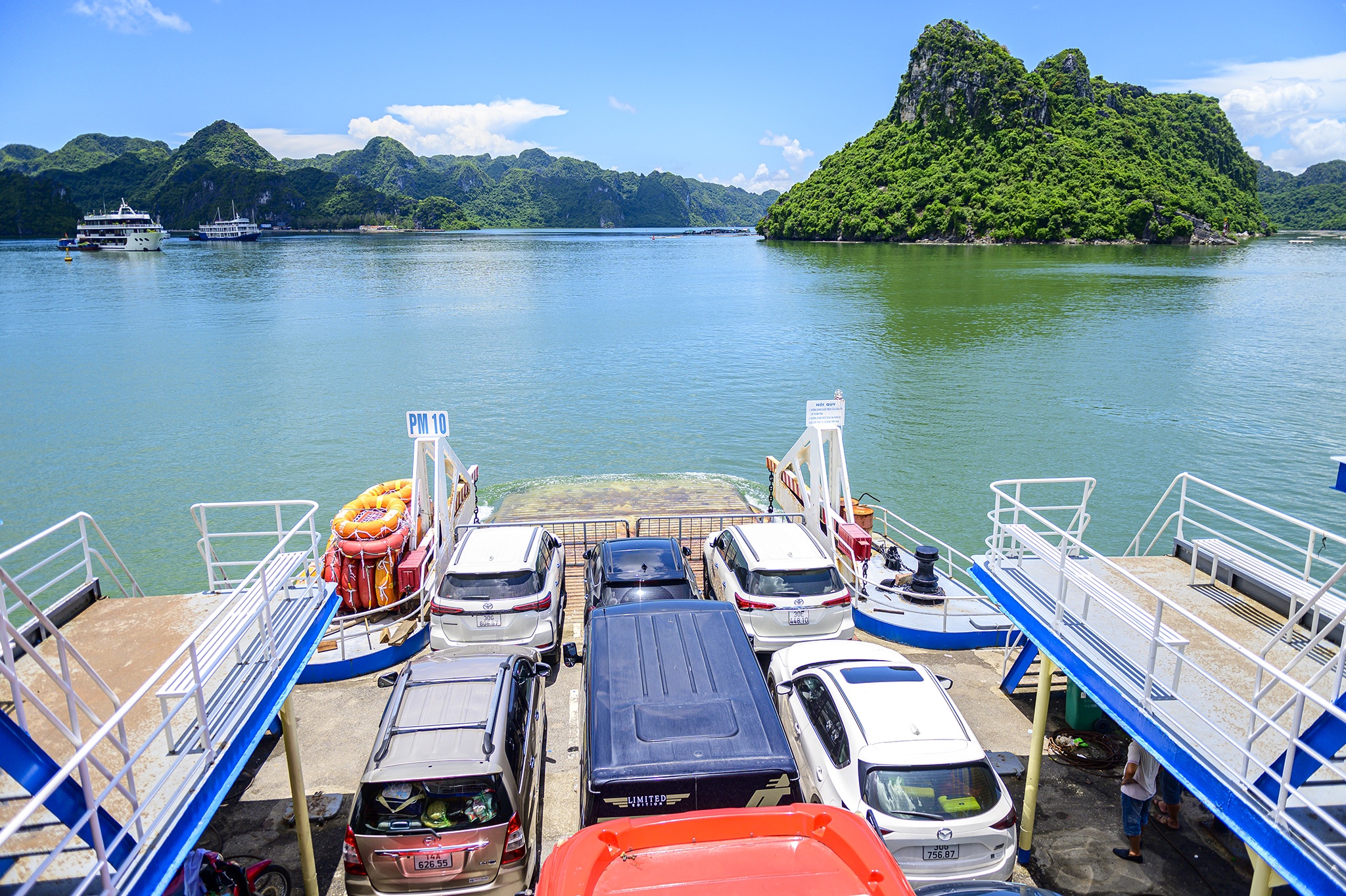 Pha bien Tuan Chau - Cat Ba anh 12
