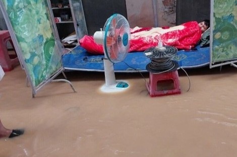 Chi mot tran mua 4 tieng, Lam Dong ngap lon chua tung co hinh anh