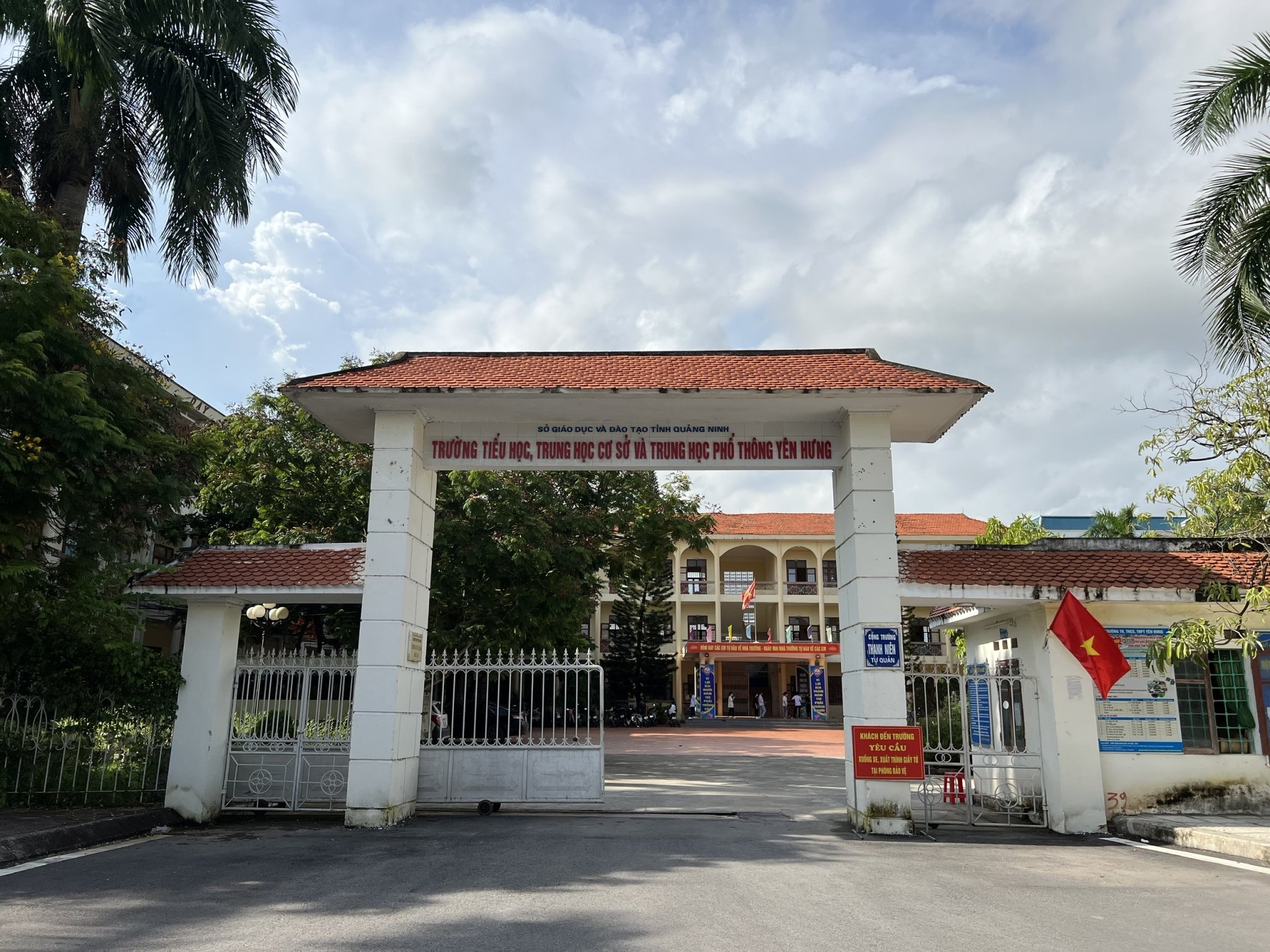 Thuốc lá điện tử ảnh 1 Thuoc la dien tu anh 1