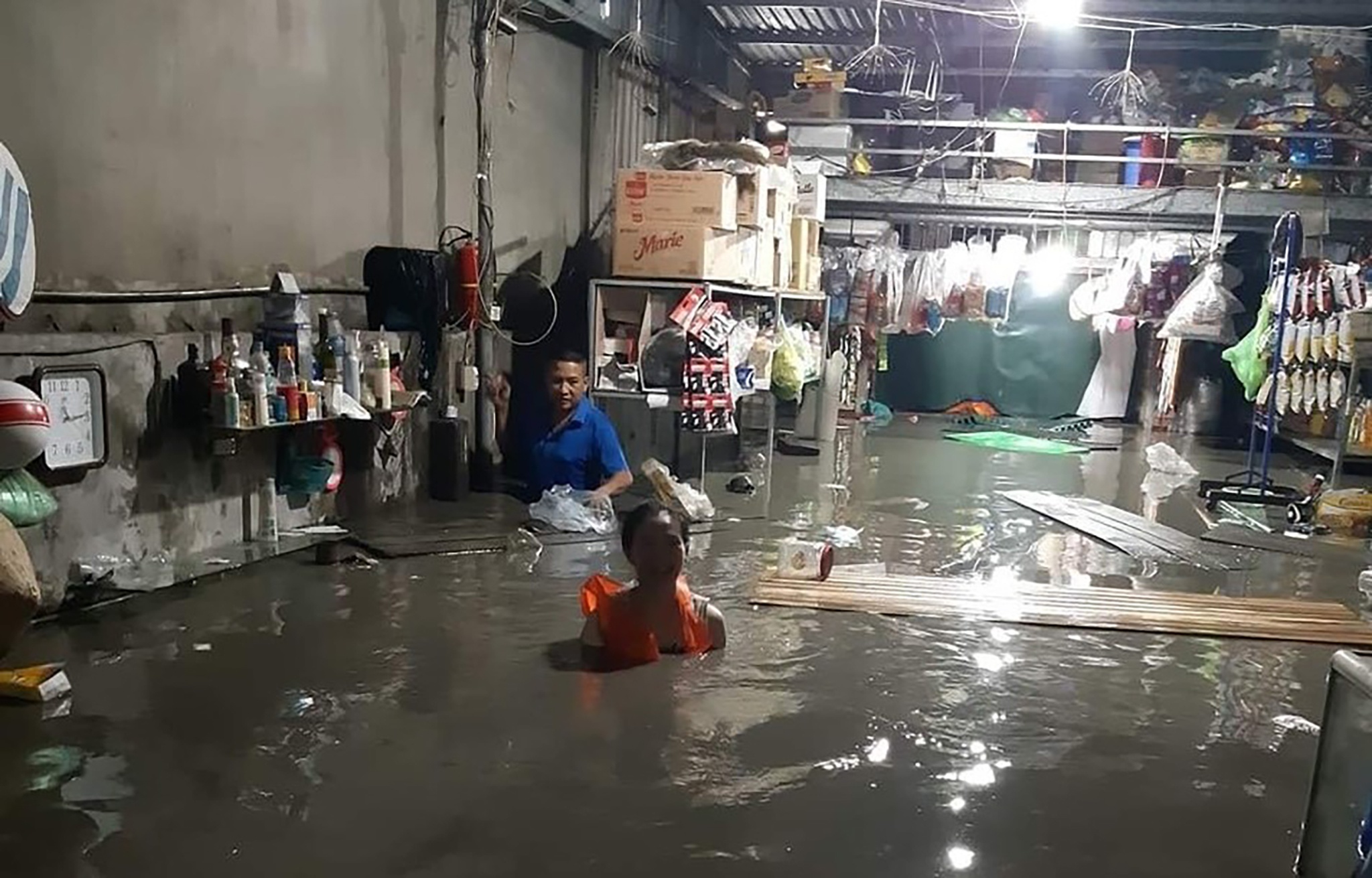 Ha Long ngap nang anh 4