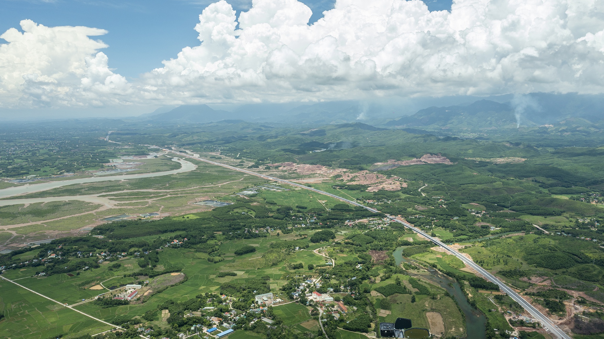 Cao toc Quang Ninh anh 1