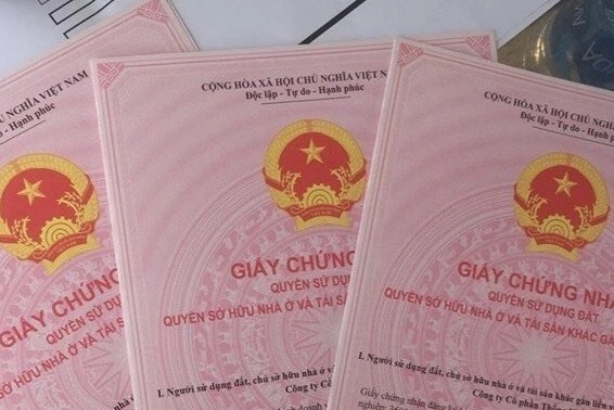 Huy dong 7 ty dong gop von mua dat qua mang xa hoi roi bo tron hinh anh