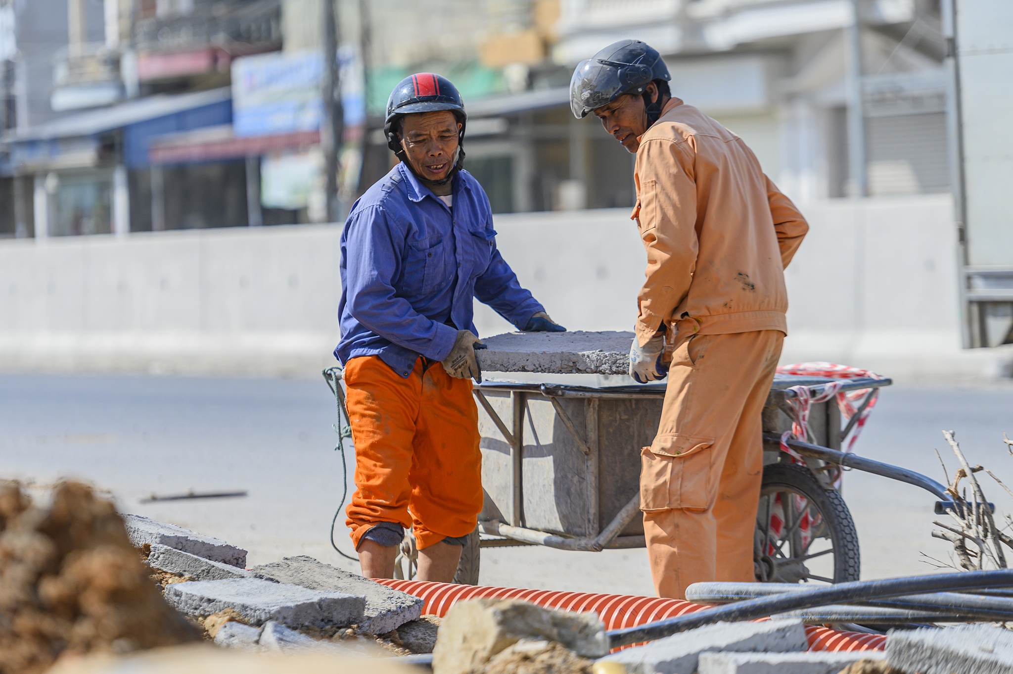 Quoc lo 10 Hai Phong anh 9