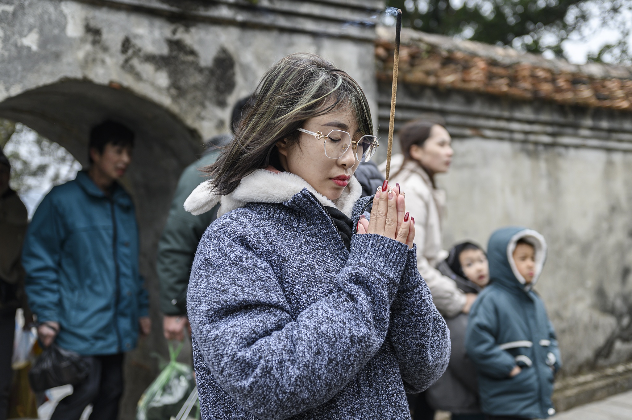 Chua Dong vang ve trong ngay khai hoi xuan Yen Tu hinh anh