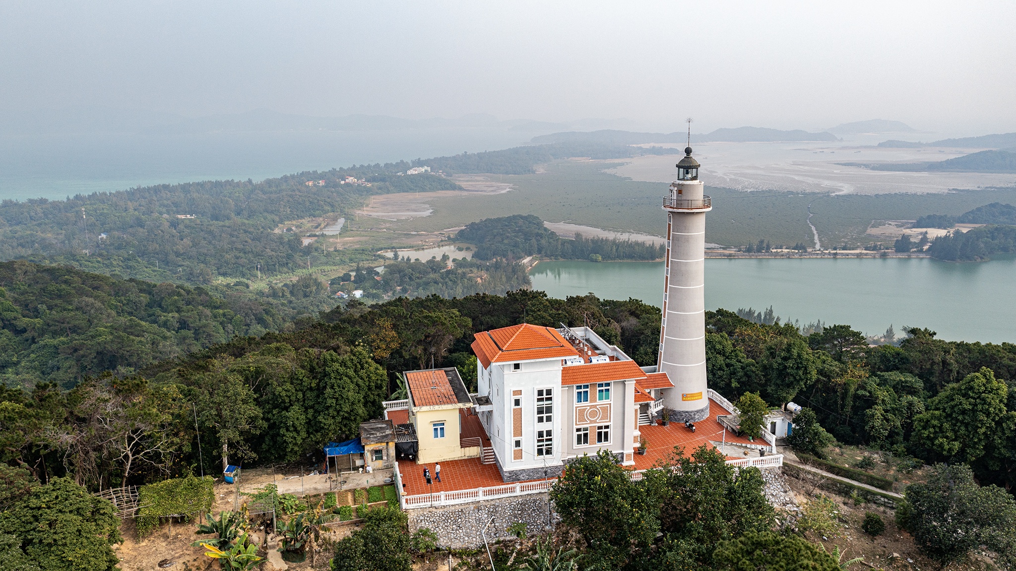 Quang Ninh du dinh xay san bay rong 130 ha tai dao Co To hinh anh