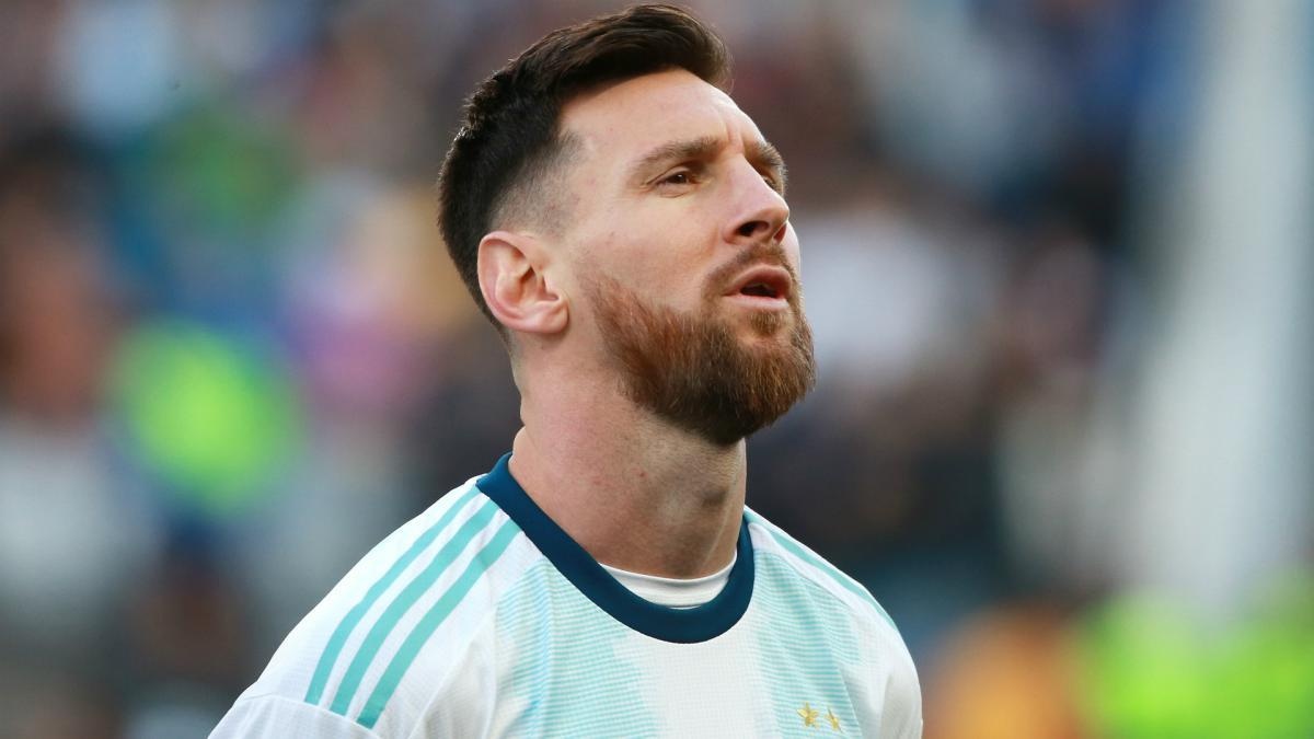 HLV Argentina xac dinh ngay tai xuat cua Lionel Messi hinh anh