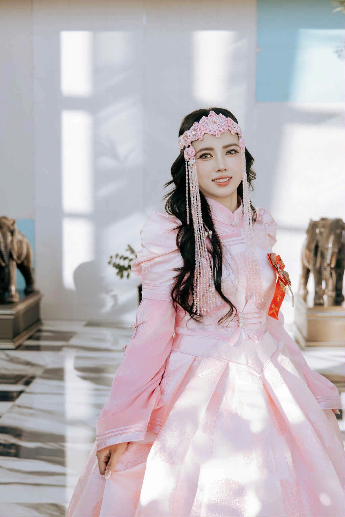 co dau Mong Co anh 3