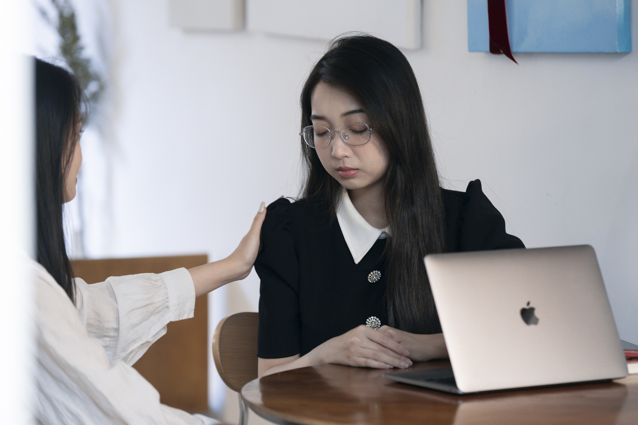 'Khau chien' suot 3 tuan vi chong khong cho vo ve ngoai an Tet hinh anh