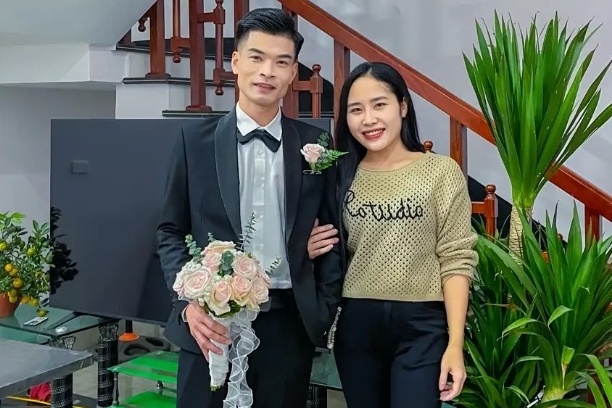 Ly hon 5 nam van den nha chong cu lo dam cuoi cho em chong hinh anh