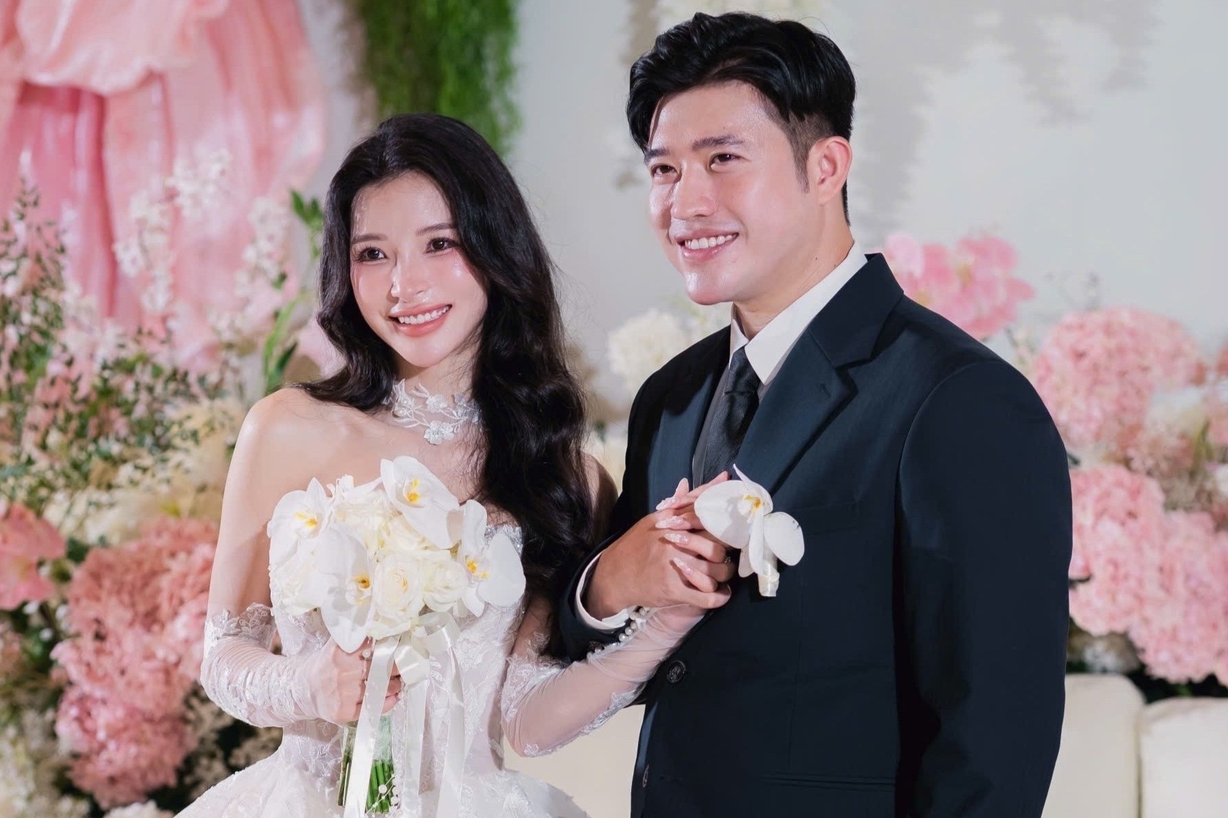 Tra loi tin nhan vu vo, co gai 'chot' chong dep trai sau 2 thang hinh anh