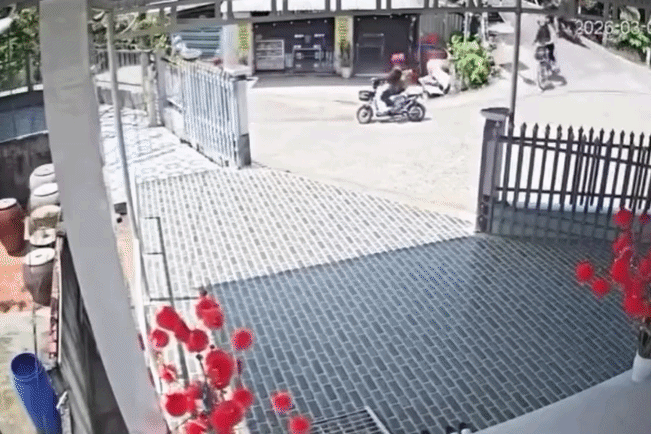 Gia chủ 'bất lực' vì ngày nào cũng có khách lạ lao thẳng vào nhà