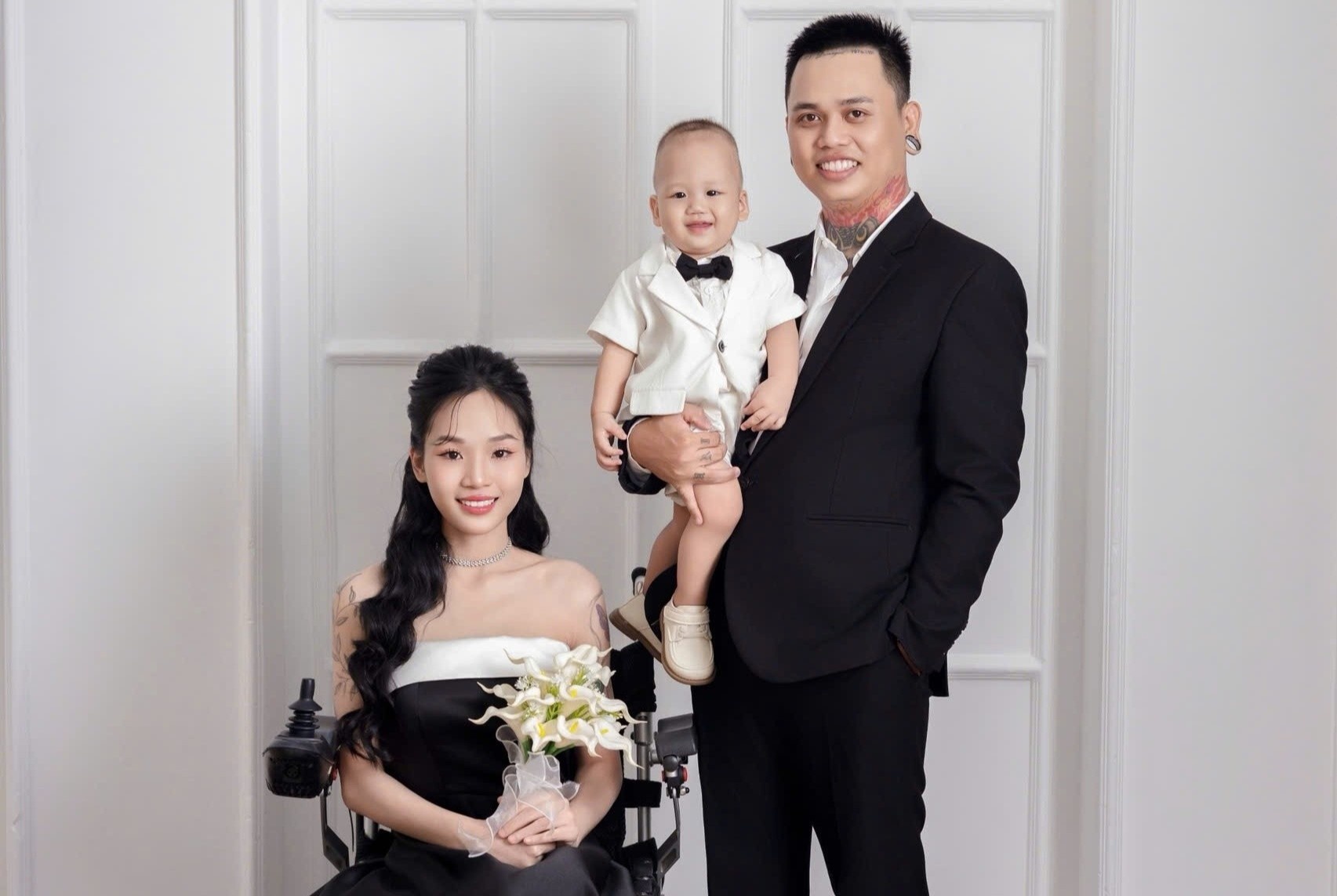 Co gai ngoi xe lan tu 5 tuoi, bang hoang khi biet minh co con hinh anh