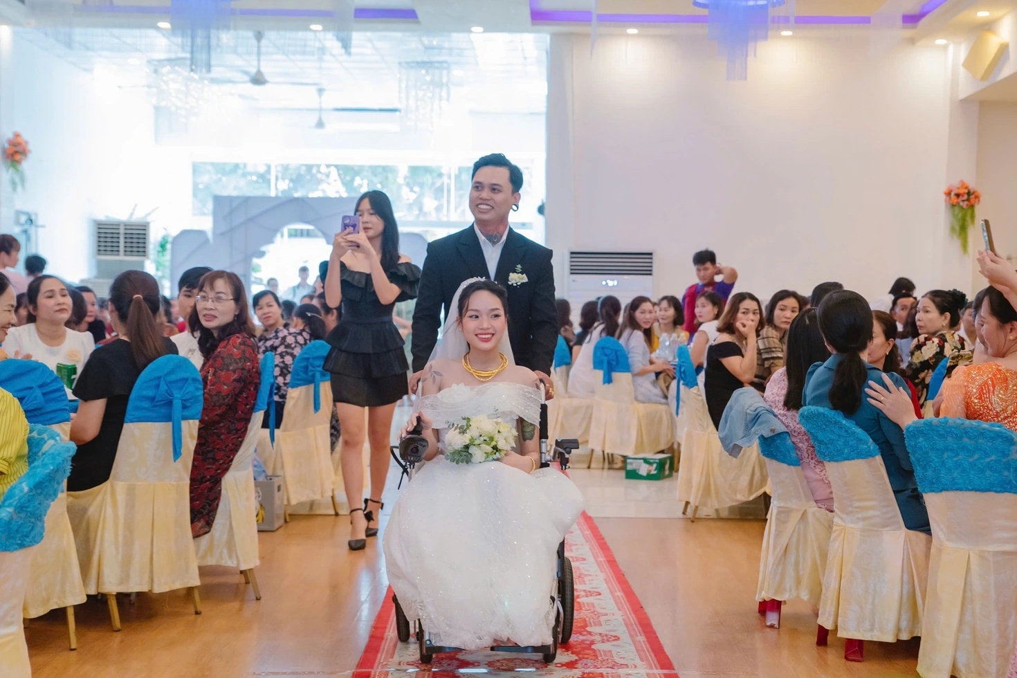 me ngoi xe lan anh 4