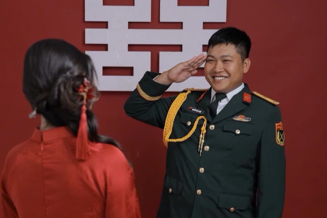 Mui truong Long cuoi vo hinh anh