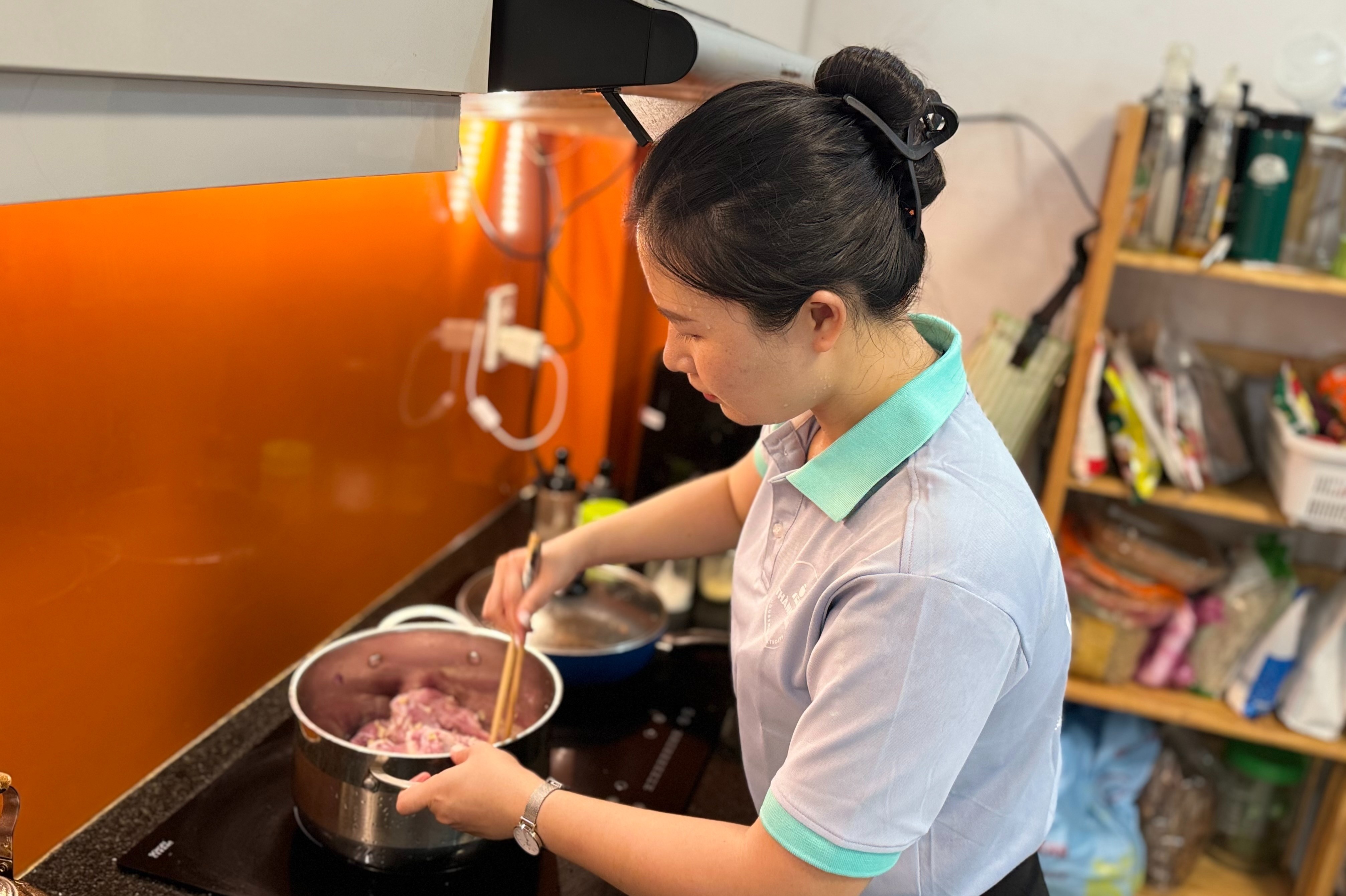 Bo tien trieu moi thang thue nguoi la toi tan nha nau an hinh anh