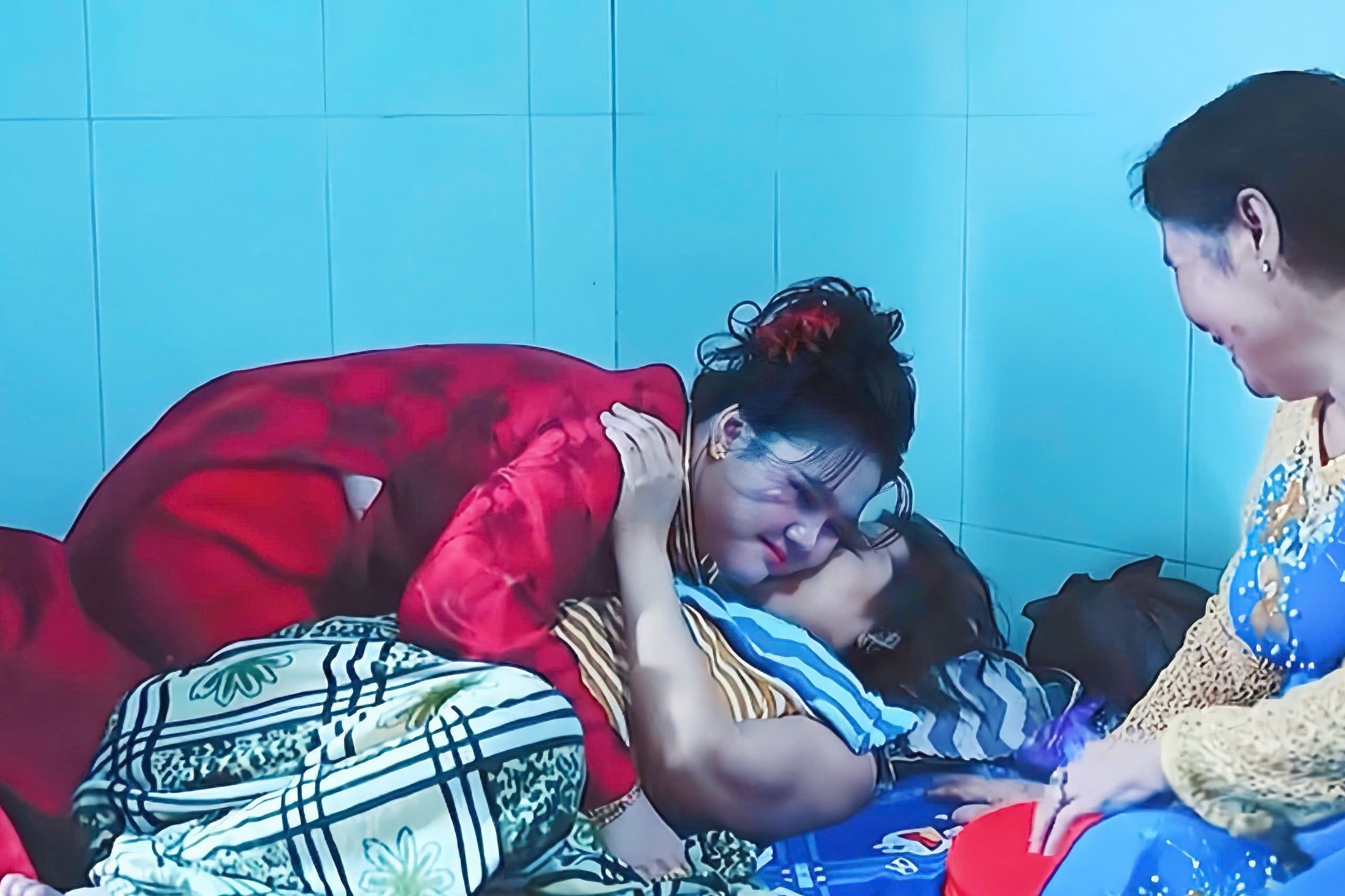 Me trao cua hoi mon tren giuong benh, qua doi sau dam cuoi con gai hinh anh