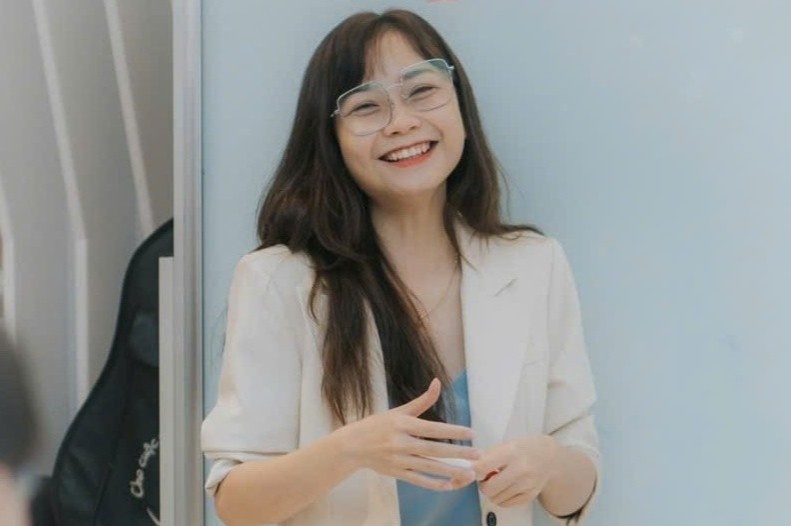 Co gai o TP.HCM nghi van phong, ban bun nuoc tuong thu 400 trieu/thang hinh anh