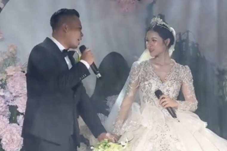 Co dau hat, chu re rap 'hay nhu nuot dia', ca hoi truong ngo ngang hinh anh