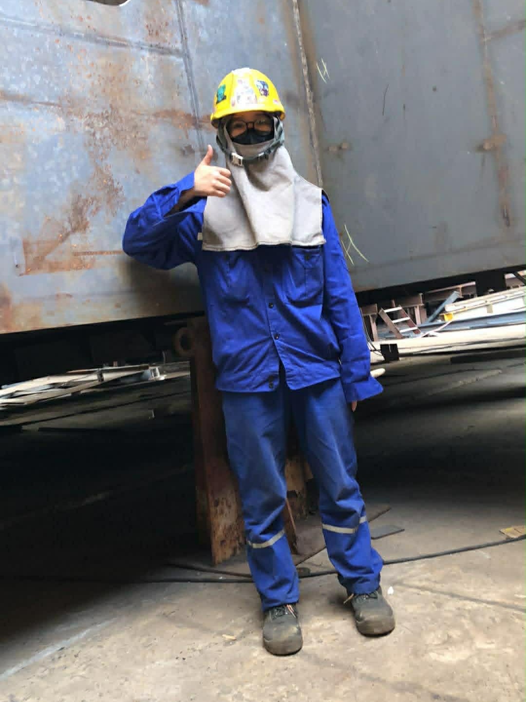 co gai dong tau anh 2