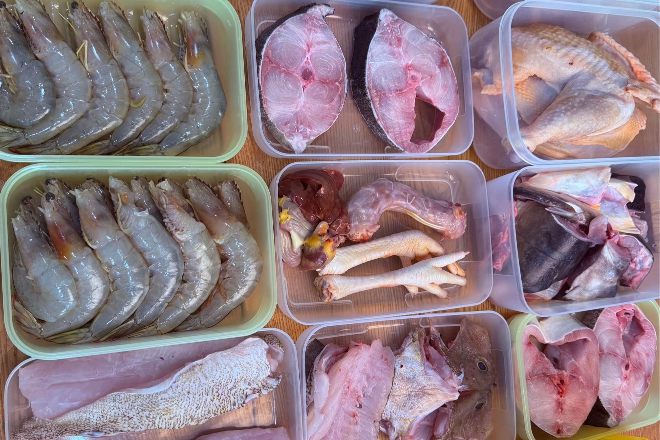 Vo chong TP.HCM di cho 2 trieu/lan, cap dong an ca tuan hinh anh