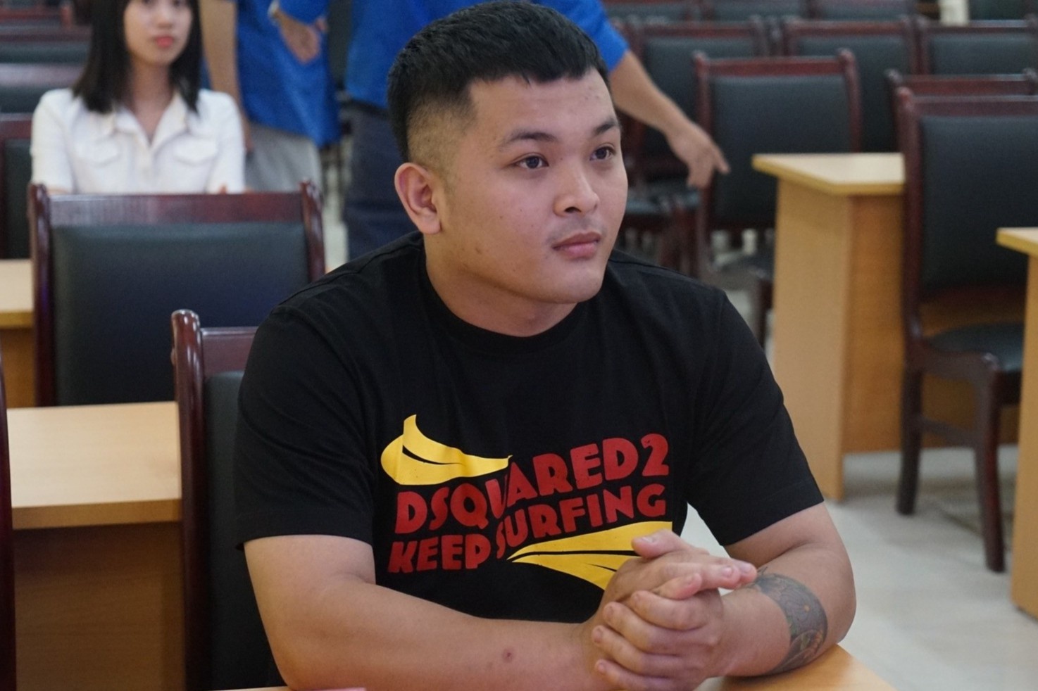 Khen thuong thanh nien cuu nguoi phu nu bi 'ma men' dam o Hai Phong hinh anh