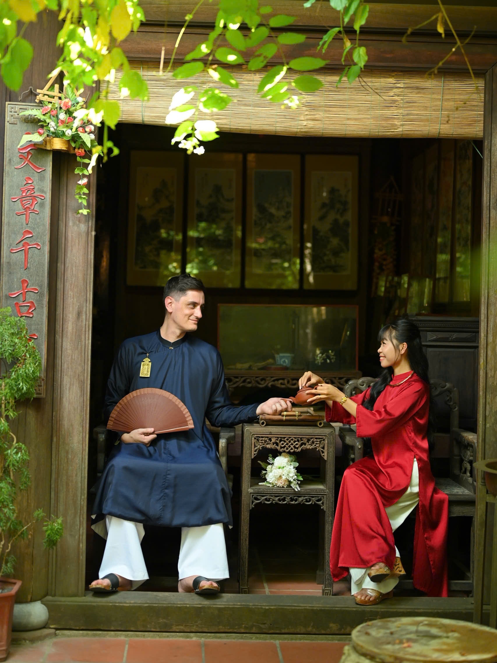 theo duoi anh 3
