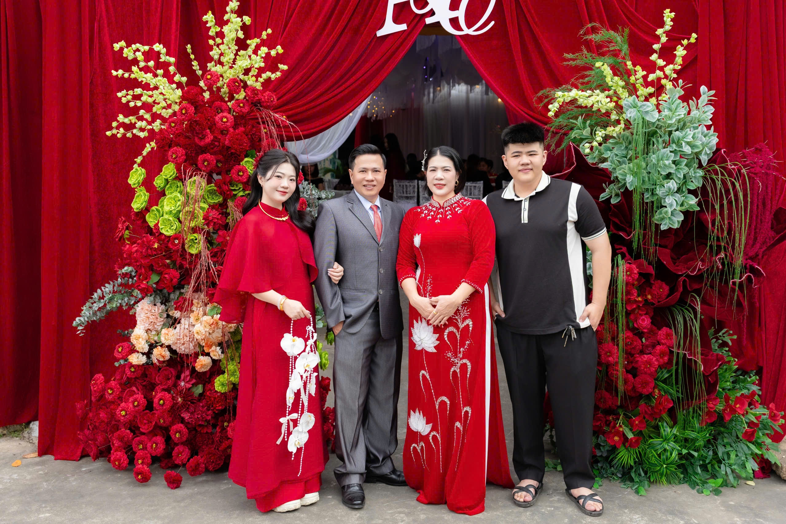 dam cuoi anh 2