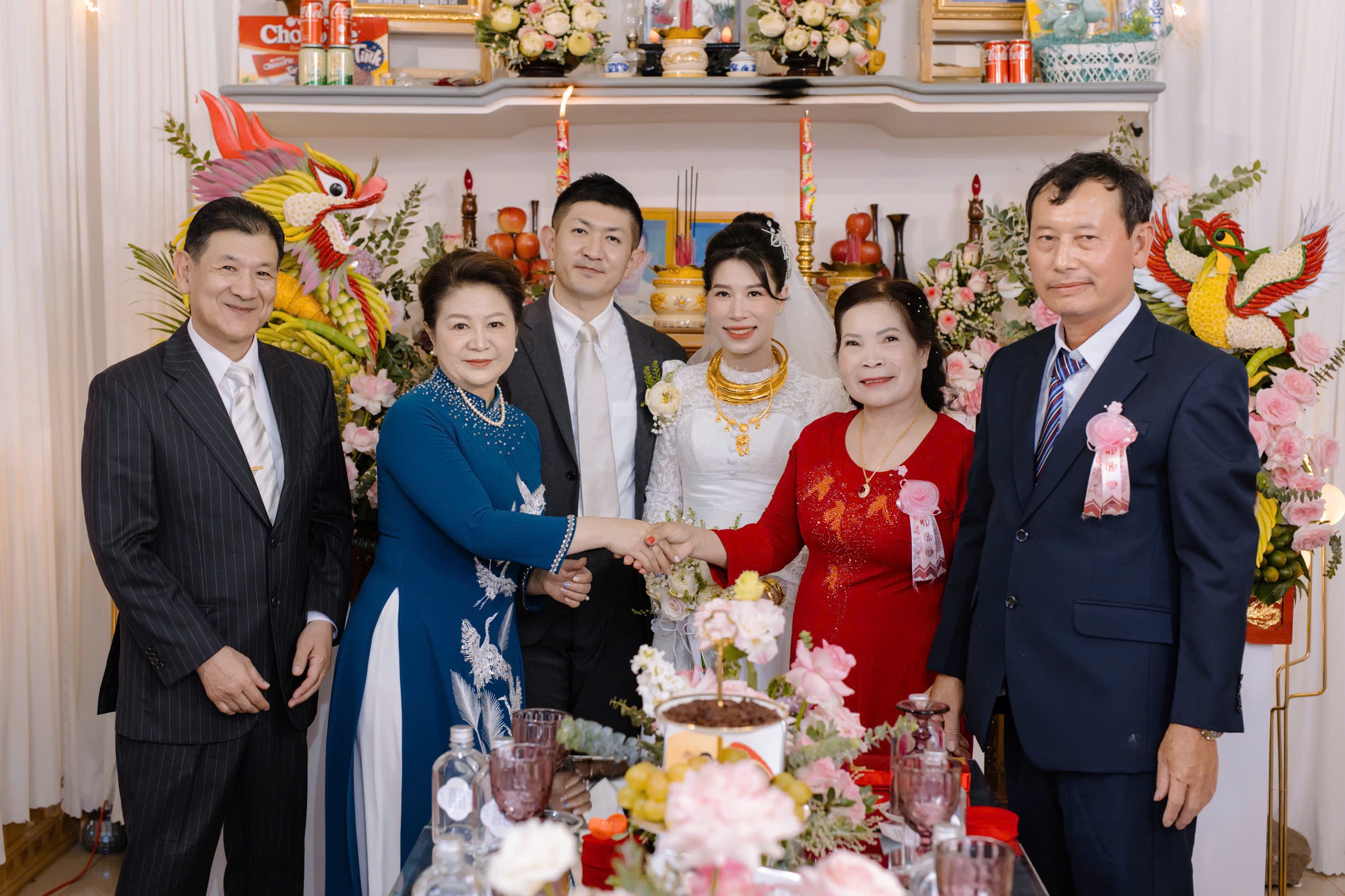 cảnh s&aacute;t ảnh 1