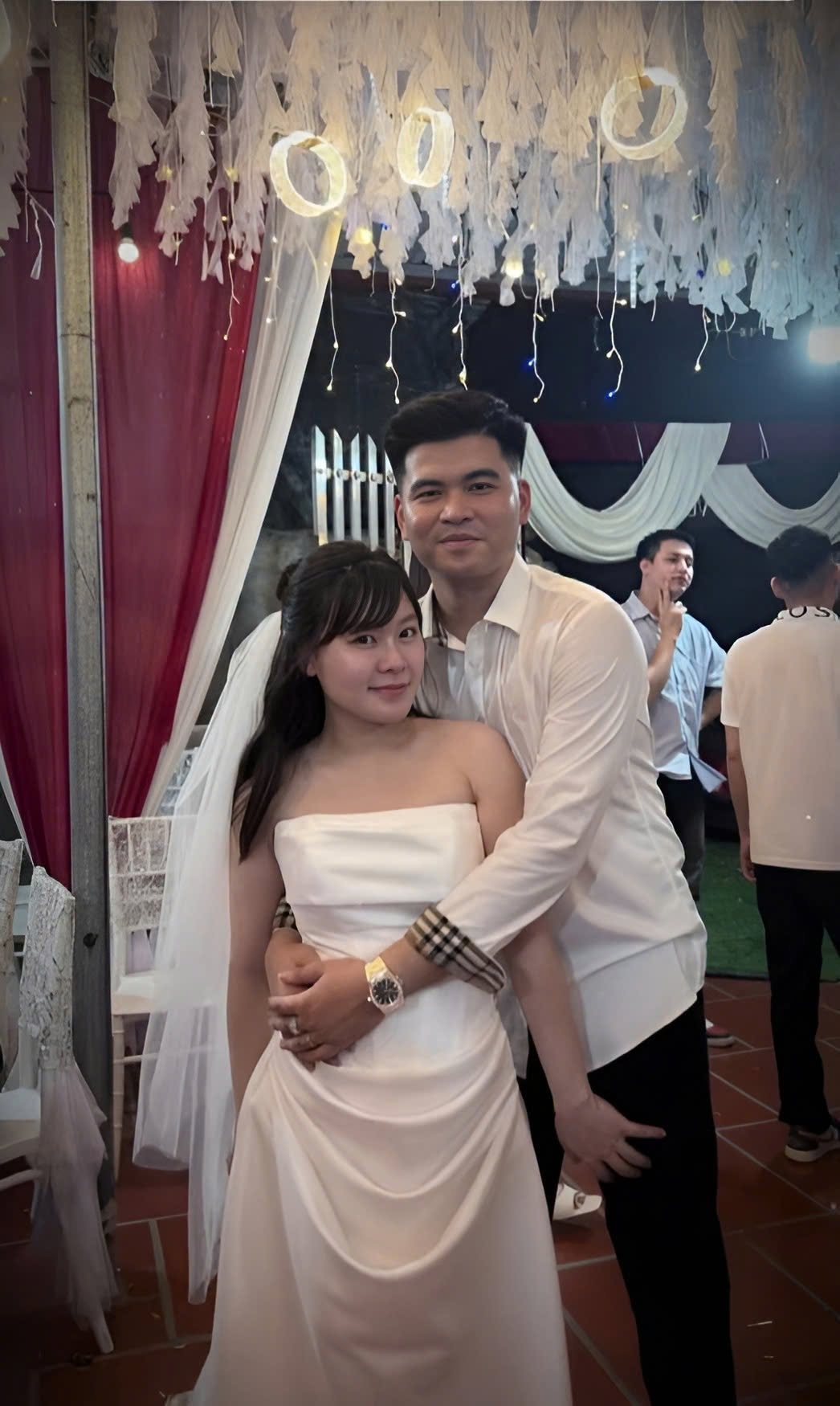 cô dâu ảnh 2 cô dâu ảnh 2