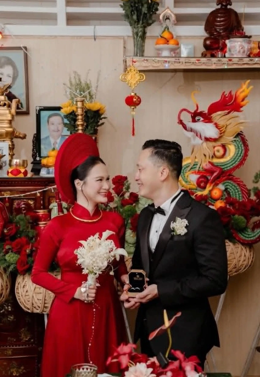 cô dâu làm việc ảnh 1 cô dâu làm việc ảnh 1