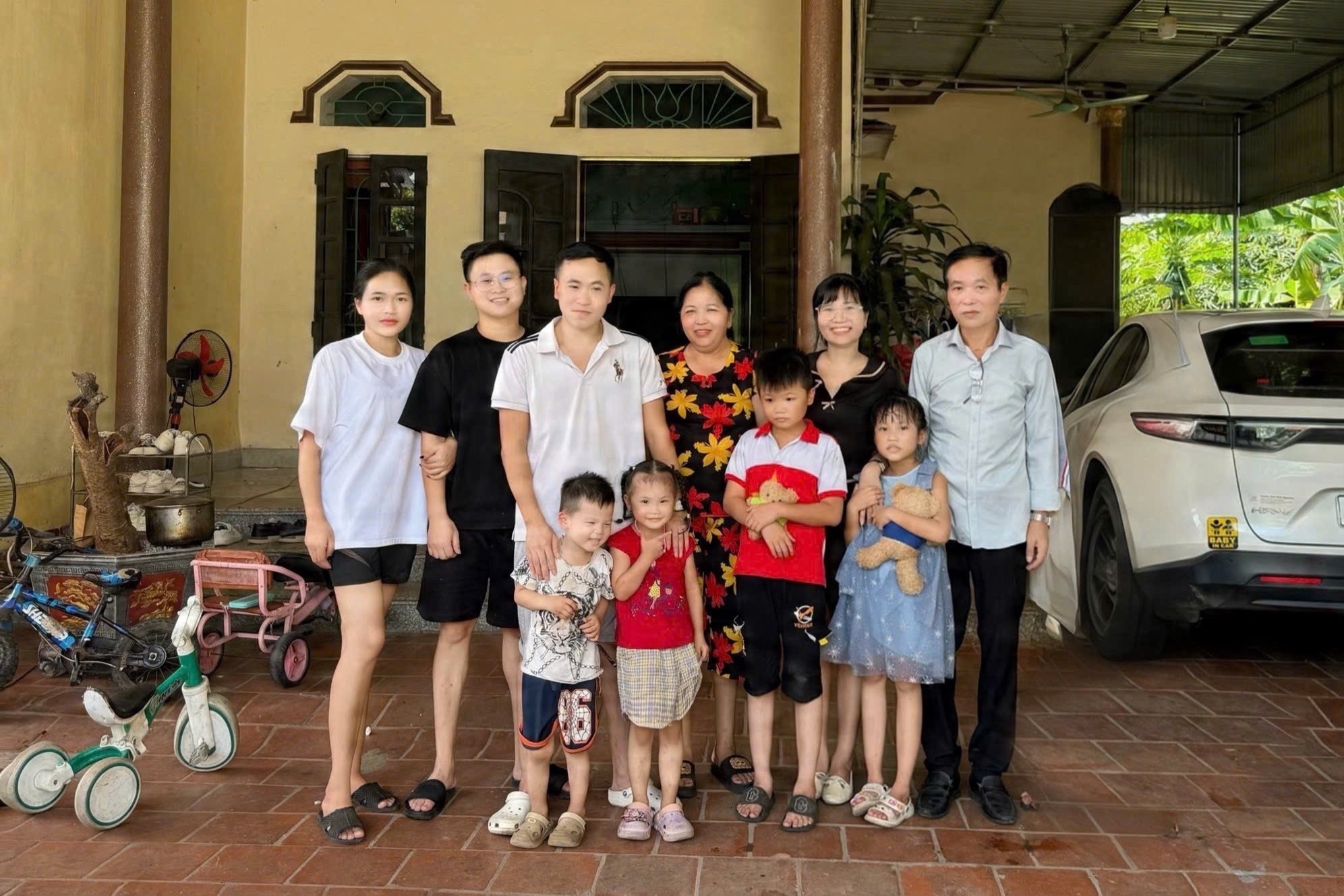 t&igrave;m bố ảnh 4