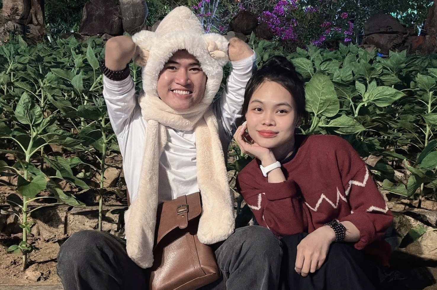 Chủ động nhắn tin, cô gái Cần Thơ cưa đổ chàng trai mất hai tay