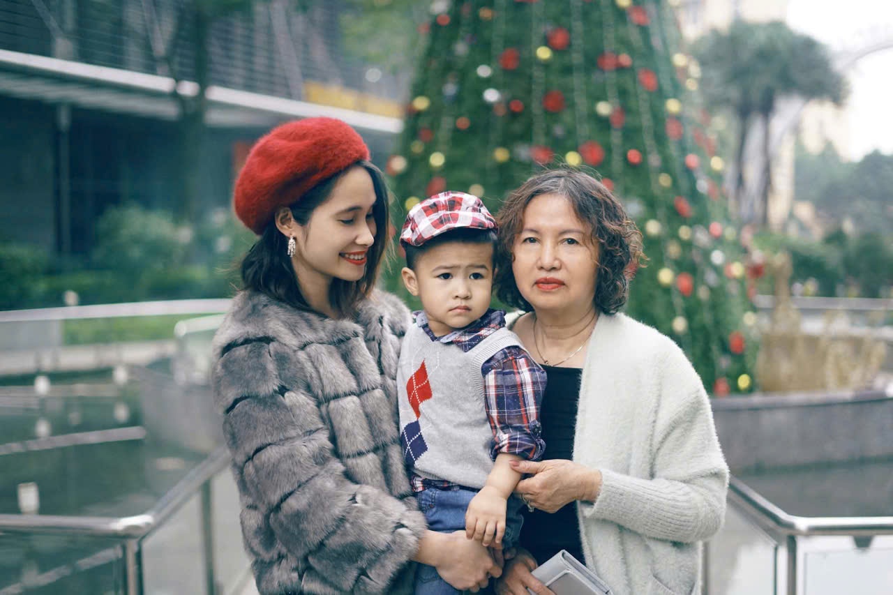con d&acirc;u ảnh 1