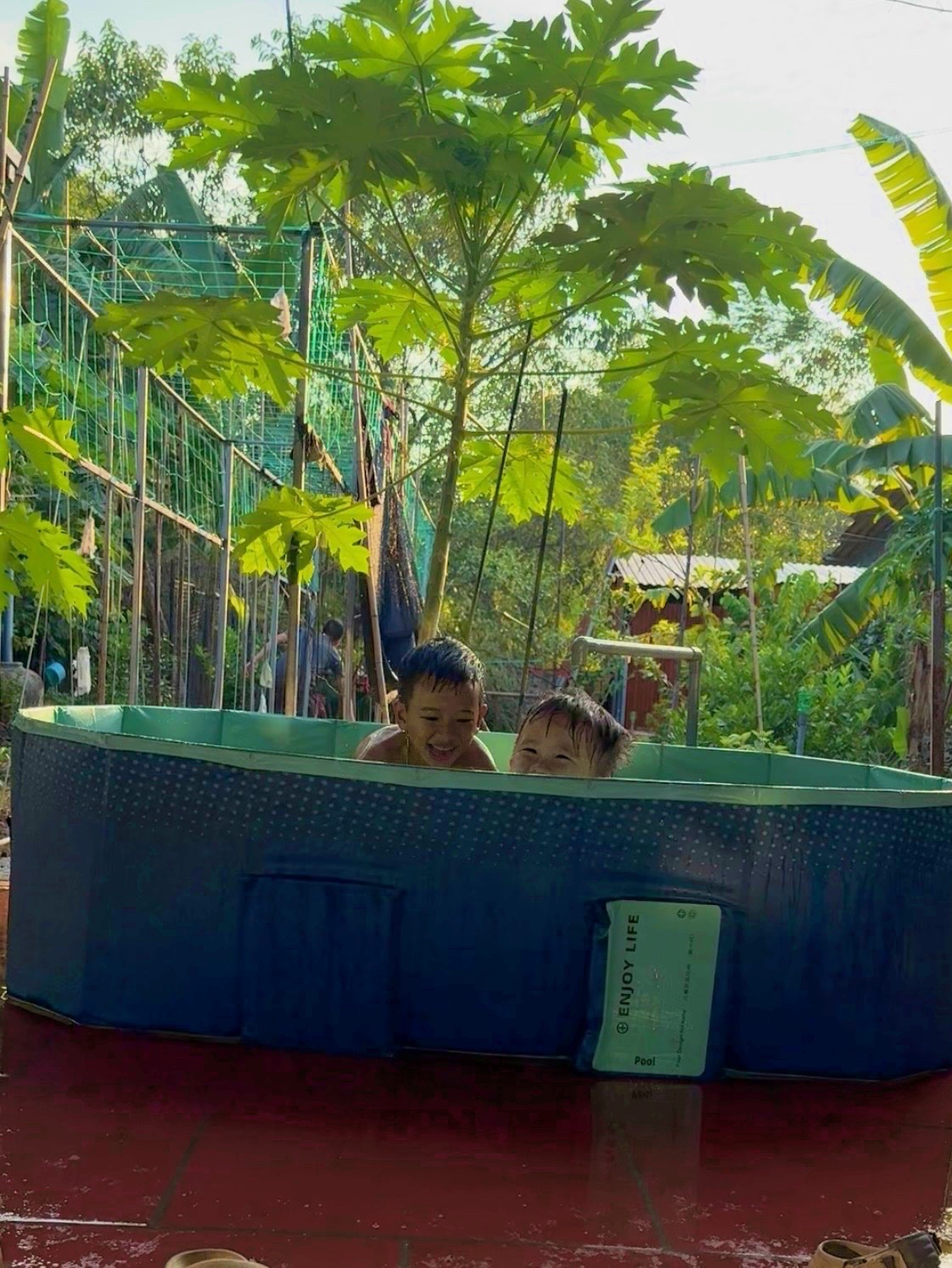 ngoại &ocirc; ảnh 6