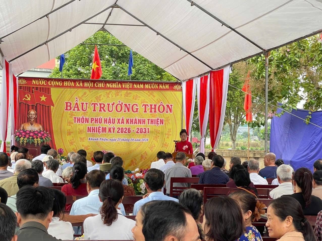 trưởng th&ocirc;n ảnh 2