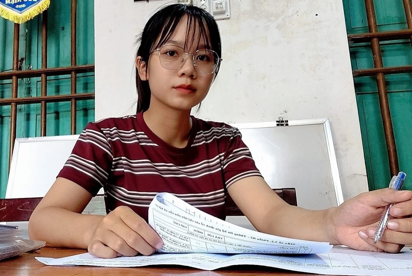 Nghỉ việc văn phòng, cô gái sinh năm 2000 trúng cử trưởng thôn