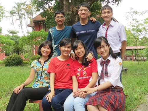 Nhung lop hoc co nhieu thu khoa nhat ca nuoc hinh anh