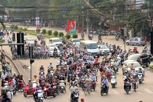 Se thu hoi o to, xe may het han su dung hinh anh