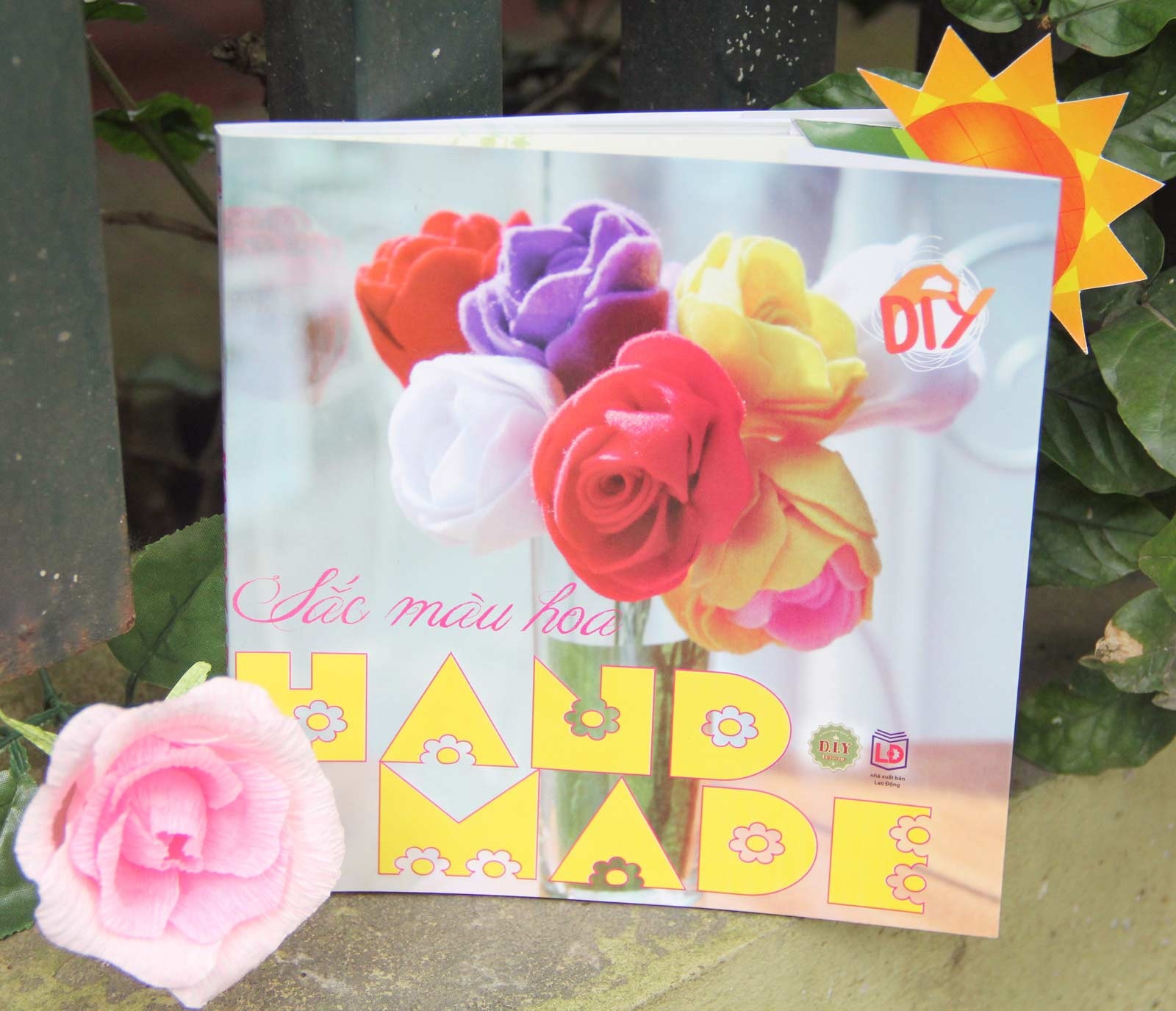 Sach day lam hoa don gian, y nghia hinh anh