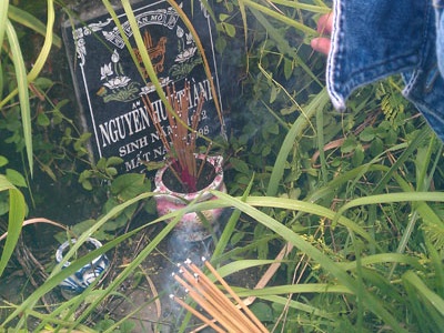 Nhung chuyen kho tin o ‘nghia dia tu tu’ giua Sai thanh hinh anh