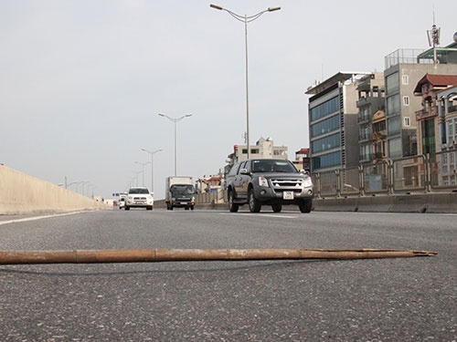 Duong lun, de xuat thuong: Tien thuong lay tu quy du phong hinh anh