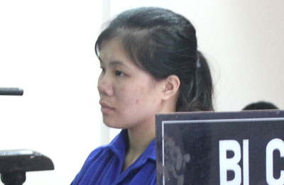 Son nu dua dan ong ca lang vuot bien trai phep hinh anh