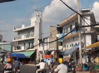 Nha la rong bang chiec xe may hinh anh